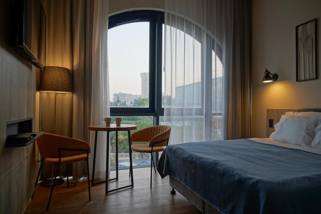 Apartique Hotel エルサレム エクステリア 写真