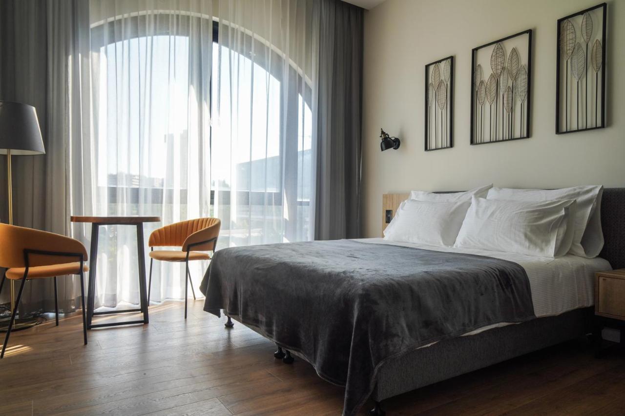 Apartique Hotel エルサレム エクステリア 写真
