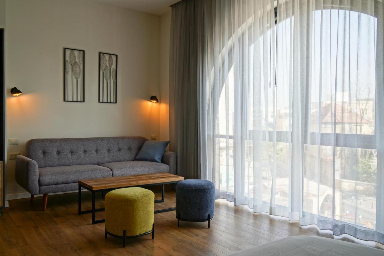 Apartique Hotel エルサレム エクステリア 写真