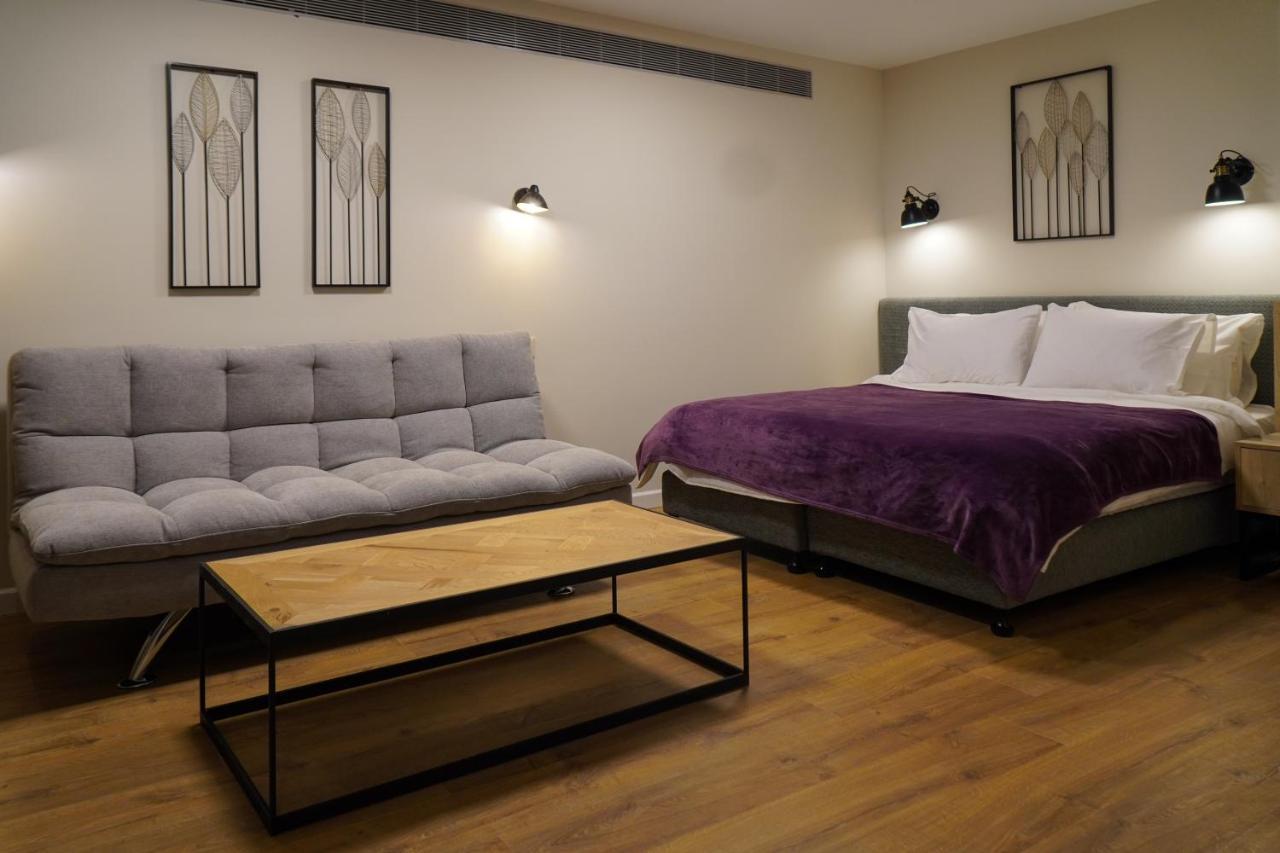 Apartique Hotel エルサレム エクステリア 写真