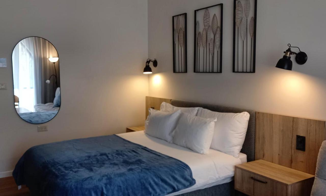 Apartique Hotel エルサレム エクステリア 写真